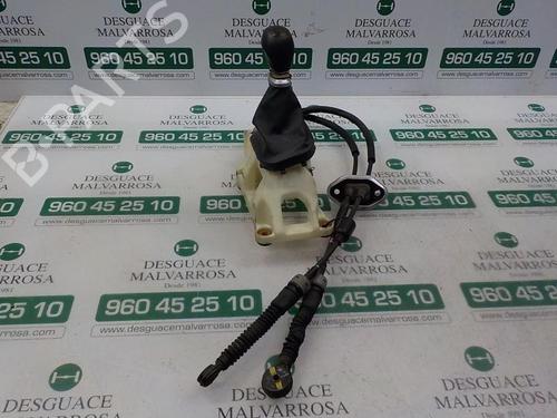 Used Gear lever Gear lever KIA RIO III (UB) 1.1 CRDi (75 hp) 7411764 7411764