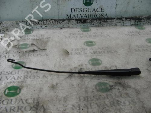 front-wipers-mechanism-ford-mondeo-i-gbp-1993-1994-1995-1996-3758135 main image