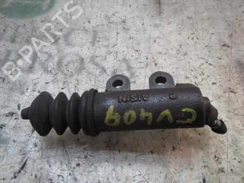 Used Clutch slave cylinder TOYOTA VERSO (_R2_) 2.0 D-4D (AUR20_, AUR20R) (126 hp) 14276122
