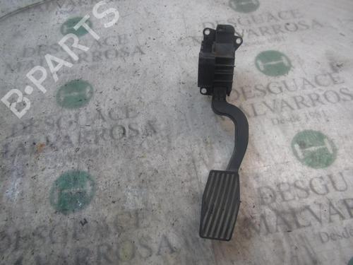 Used Pedal Pedal FIAT GRANDE PUNTO (199_) 1.3 D Multijet (199.AXD11, 199.AXD1A, 199.AXD1B,... (90 hp) 3833112 3833112