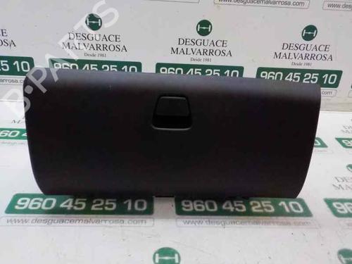 Used Glove box TOYOTA AYGO (_B4_) 1.0 VVTi (KGB40) (72 hp) 3992852