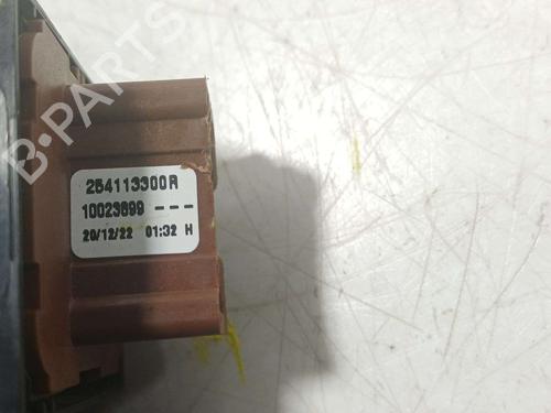 Left front window switch NISSAN INTERSTAR Van (X62B) dCi 135 | BP38255540I27 - Image 4