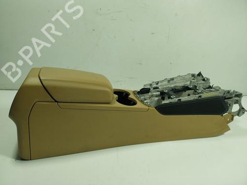 Used Armrest / Center console Armrest / Center console PORSCHE MACAN (95B) 3.0 S Diesel (258 hp) 16856284 16856284