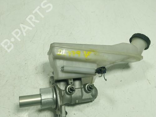 Used Brake master cylinder MERCEDES-BENZ GLA-CLASS (X156) GLA 180 (156.942) (122 hp) 16196343