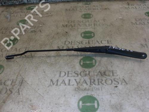 front-wipers-mechanism-fiat-stilo-192_-2001-2002-2003-2004-2005-2006-2007-2008-2009-2010-3761471 main image