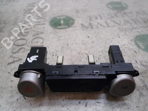 Used Warning switch Warning switch HYUNDAI i20 I (PB, PBT) 1.2 (78 hp) 3822436 3822436