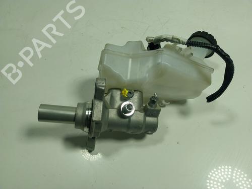 Used Brake master cylinder RENAULT CAPTUR II (HF_) LPG (HFMT) (101 hp) 17384595