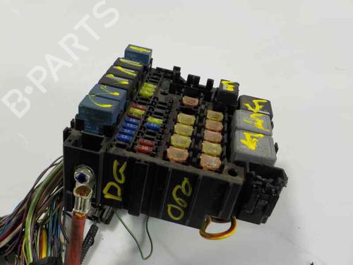 Fuse box FORD TRANSIT COURIER B460 Box Body/MPV 1.5 TDCi BP6836200E1