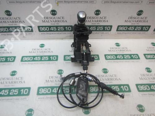 Selector da caixa Selector da caixa TOYOTA C-HR (_X1_) 1.8 Hybrid (ZYX10_, ZYX11_) (98 hp) 7411870 7411870
