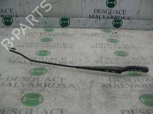 Used Front windshield wiper arm PEUGEOT PARTNER MPV (5_, G_) 1.9 D (69 hp) 3773001