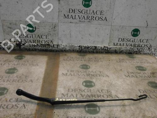 Used Front windshield wiper arm Front windshield wiper arm PEUGEOT 307 (3A/C) 1.6 16V (109 hp) 3788064 3788064