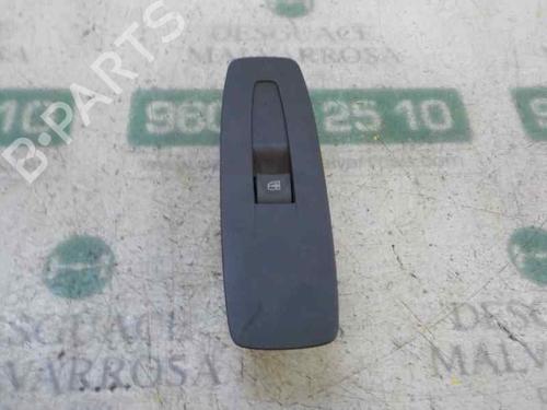 Used Right front window switch RENAULT MEGANE IV Hatchback (B9A/M/N_) [2015-2025]  6130831