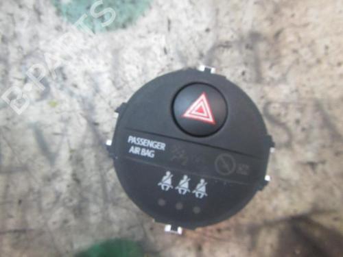 Used Warning switch Warning switch TOYOTA YARIS (_P1_) [1999-2005] 3836355 3836355