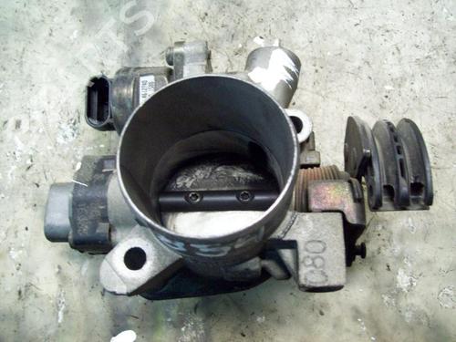 Used Throttle body Throttle body CHRYSLER VOYAGER / GRAND VOYAGER III (GS_, NS_) [1992-2001] 3759063 3759063
