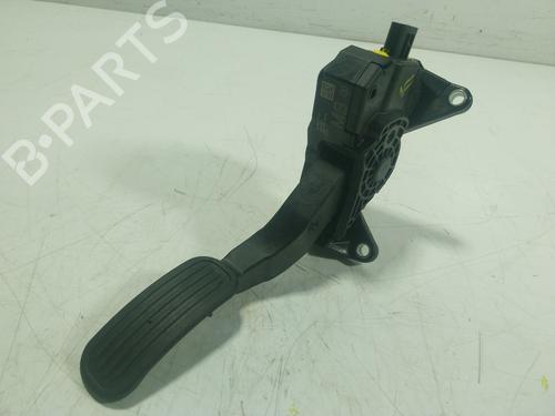 Used Pedal TOYOTA YARIS CROSS (MXP_) 1.5 Hybrid (MXPJ10) (116 hp) 19303158