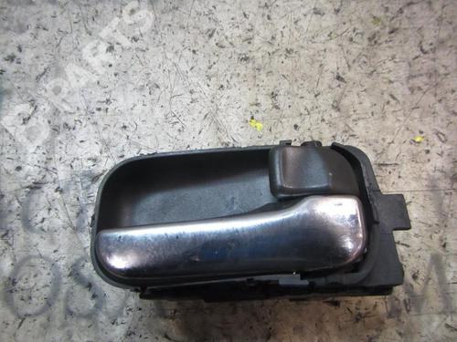 Used Rear right interior door handle Rear right interior door handle NISSAN X-TRAIL I (T30) 2.2 DCi (114 hp) 3835431 3835431