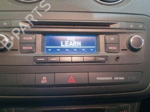 Radio SEAT IBIZA IV SC (6J1, 6P5)  | BP8668401E6 