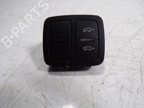 Used Electronic module PORSCHE MACAN (95B) 2.0 (245 hp) 15195589