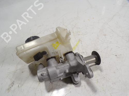 Used Brake master cylinder VW TIGUAN (AD1, AX1) 2.0 TDI (150 hp) 9860275