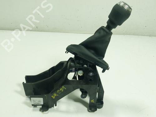 gear-lever-renault-clio-v-b7_-2019-31627009 main image