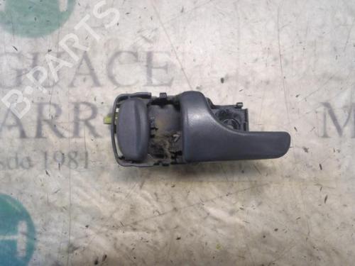 Used Front left interior door handle NISSAN TERRANO II (R20) 2.7 TDi 4WD (125 hp) 3803837