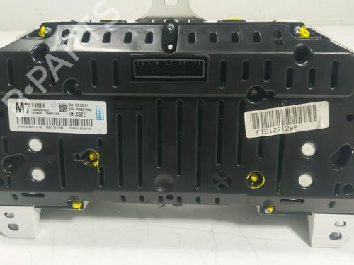 Instrument cluster NISSAN JUKE (F15) 1.6 | BP25204230C47 