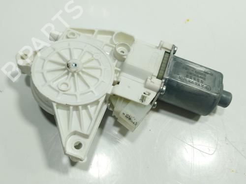 left-front-window-motor-mercedes-benz-gle-w166-2015-2016-2017-2018-36647400 main image