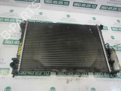 Used Water radiator Water radiator 3866902 3866902