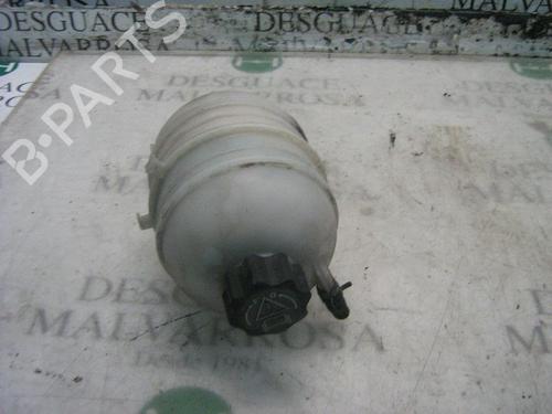 Used Expansion tank PEUGEOT 206 Hatchback (2A/C) 1.4 i (75 hp) 3774108
