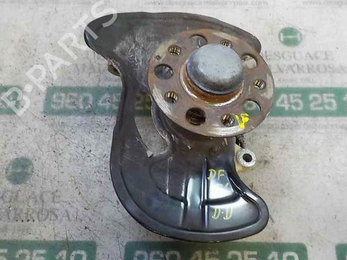 Used Left front steering knuckle Left front steering knuckle MERCEDES-BENZ C-CLASS (W204) C 220 CDI (204.008) (170 hp) 5880556 5880556
