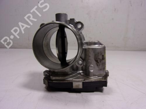 Used Throttle body Throttle body 15581807 15581807