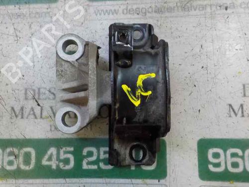 Used Engine mount Engine mount OPEL CORSA E (X15) 1.4 (08, 68) (90 hp) 9082558 9082558
