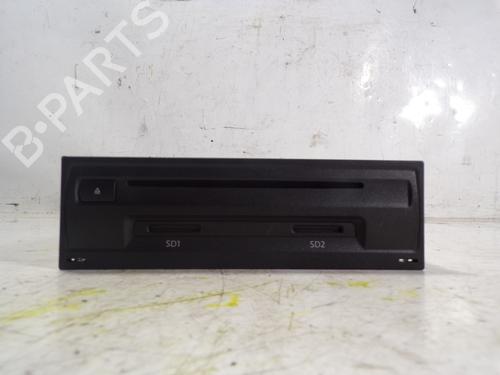 Used Electronic module Electronic module AUDI A3 Sportback (8VA, 8VF) 1.0 TFSI (115 hp) 16817877 16817877