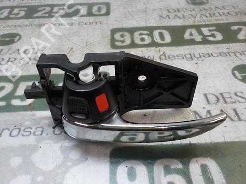 Front left interior door handle SUZUKI SX4 S-Cross (JY) 1.6 DDiS AllGrip (AKK 416D) (120 hp) 8313061M10C48