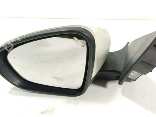 left-mirror-fiat-tipo-saloon-356_-357_-2015-40484009 main image