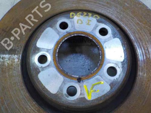 Other VOLVO V40 Hatchback (525) | BP14284031O1