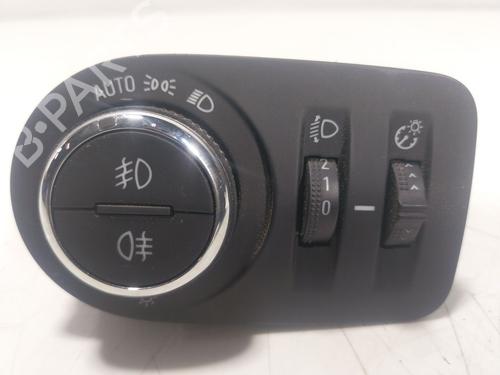 headlight-switch-opel-corsa-f-p2jo-12-68-39201665-2019-19580510 main image