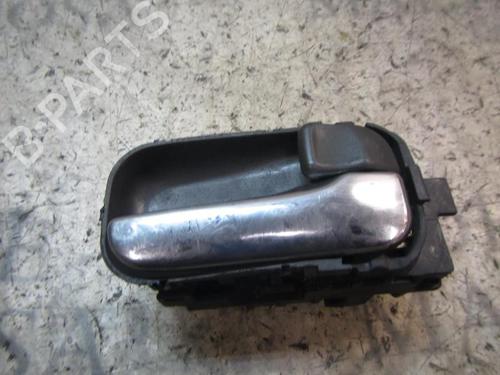 Used Front right interior door handle NISSAN X-TRAIL I (T30) 2.2 DCi (114 hp) 3835460