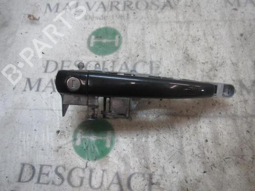Used Front left exterior door handle PEUGEOT 207 (WA_, WC_) 1.6 HDi (90 hp) 3832750