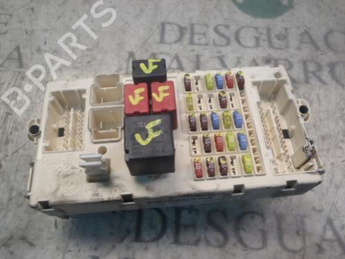 Used Fuse box Fuse box ALFA ROMEO 147 (937_) 1.9 JTDM 16V (937.AXN1B, 937.BXN1B) (150 hp) 4019218 4019218