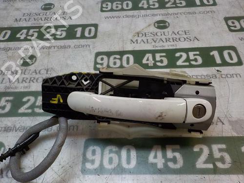 Used Front left exterior door handle Front left exterior door handle 3858613 3858613