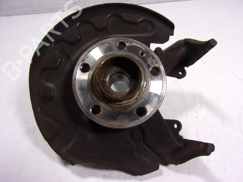 Used Right front steering knuckle Right front steering knuckle VW POLO V (6R1, 6C1) [2009-2022] 15724074 15724074