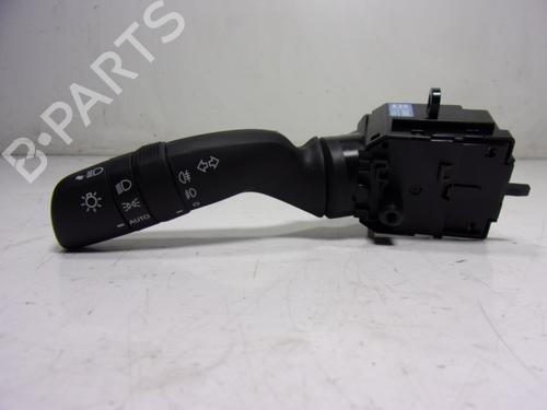 Used Headlight switch Headlight switch TOYOTA COROLLA Cross (ZVG1_, ZSG1_, MXGH1_, MXGA1_) 1.8 Hybrid (ZVG13) (140 hp) 15880711 15880711