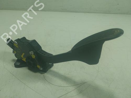 Used Pedal Pedal TOYOTA HILUX VIII Pickup (_N1_) 2.4 D 4WD (GUN125_, GUN125R) (150 hp) 16692905 16692905