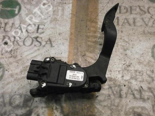 Used Pedal FORD FIESTA V (JH_, JD_) 1.4 TDCi (68 hp) 3792660
