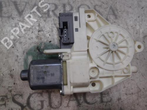 Right rear window motor PEUGEOT 407 (6D_) 2.0 HDi 135 (6DRHRH, 6DRHRE, 6DRHRG, 6DRHRJ) | BP3818324E22 