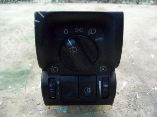 Used Headlight switch Headlight switch OPEL VECTRA B (J96) 1.8 i 16V (F19) (116 hp) 3759619 3759619