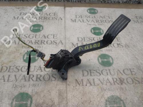 Used Pedal Pedal FORD TOURNEO CONNECT 1.8 TDCi (90 hp) 3804042 3804042