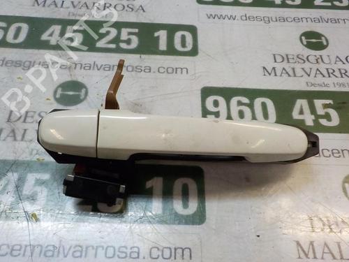 rear-left-exterior-door-handle-toyota-auris-_e15_-692110d901-2006-2007-2008-2009-2010-2011-2012-3856768 main image