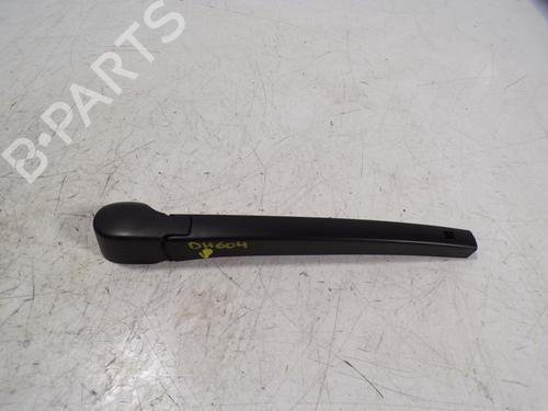 Used Rear windshield wiper arm VW POLO VI (AW1, BZ1, AE1) 1.6 TDI (95 hp) 8237769